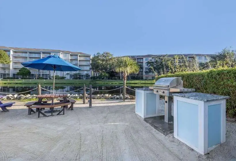 ホテル Hilton Vacation Club Aqua Sol Orlando West