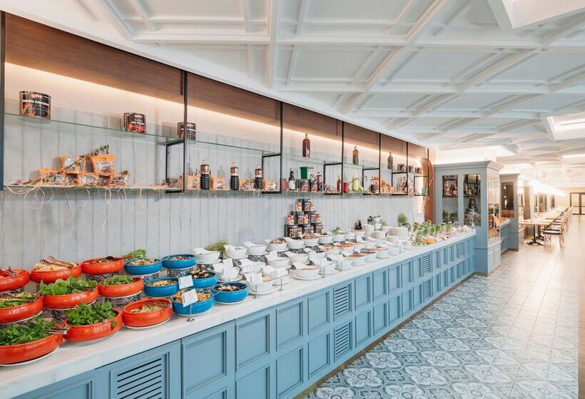 هتل Kremlin Palace