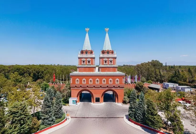 酒店 Kremlin Palace