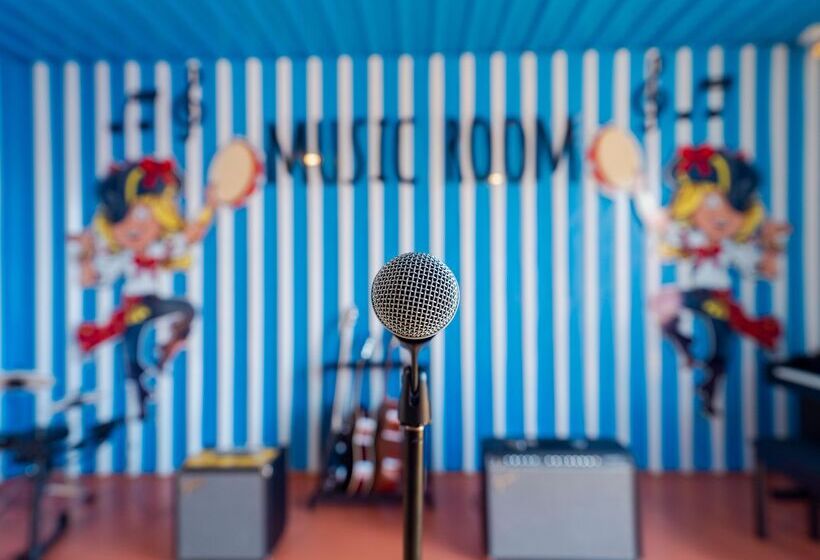 هتل Kremlin Palace