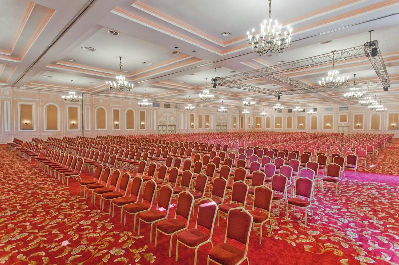 هتل Kremlin Palace