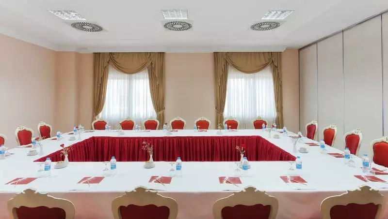 酒店 Kremlin Palace