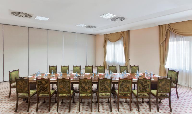 هتل Kremlin Palace