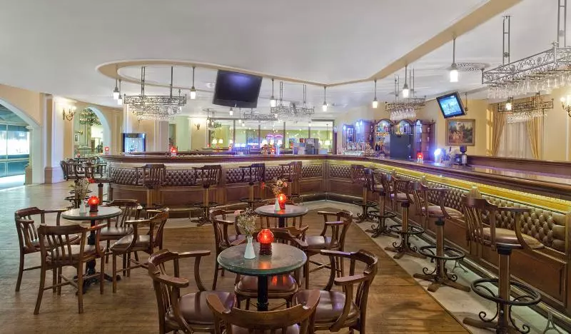 酒店 Kremlin Palace