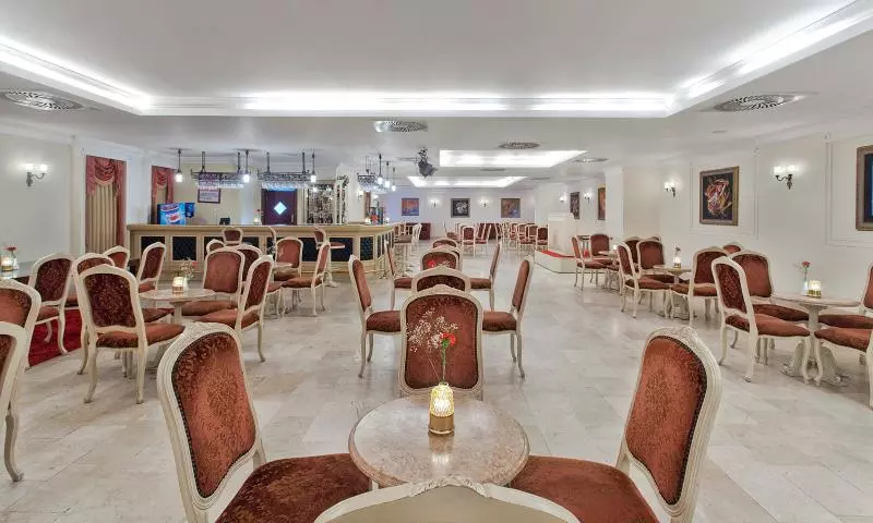 酒店 Kremlin Palace