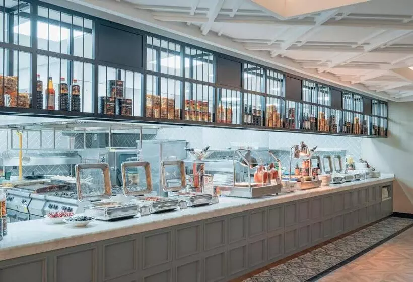 酒店 Kremlin Palace