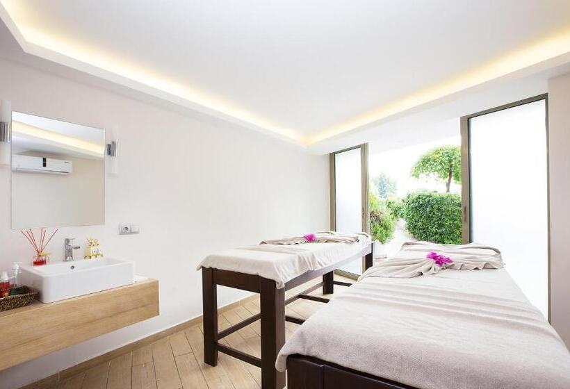 هتل Marti La Perla Adult Only+16