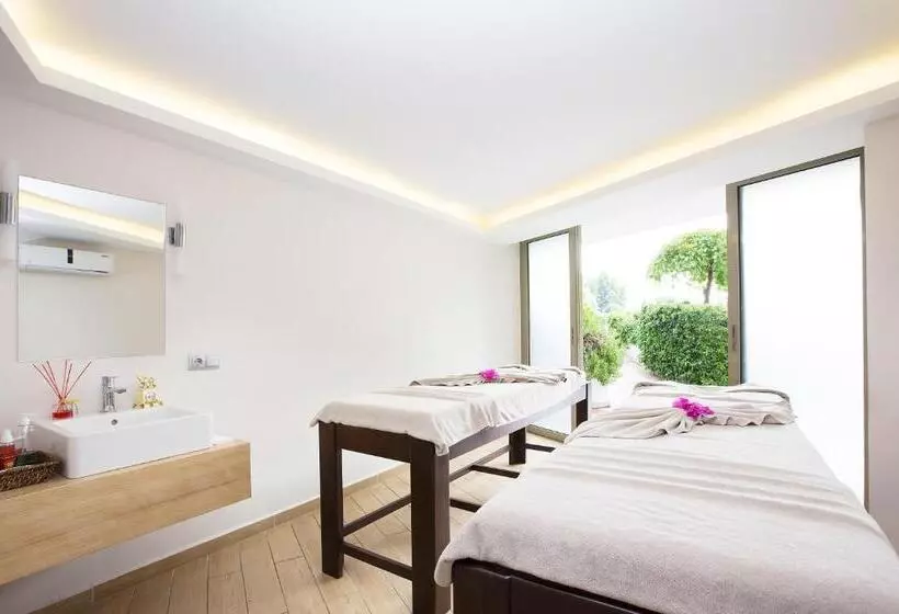 Hotel Marti La Perla   Adult Only+16