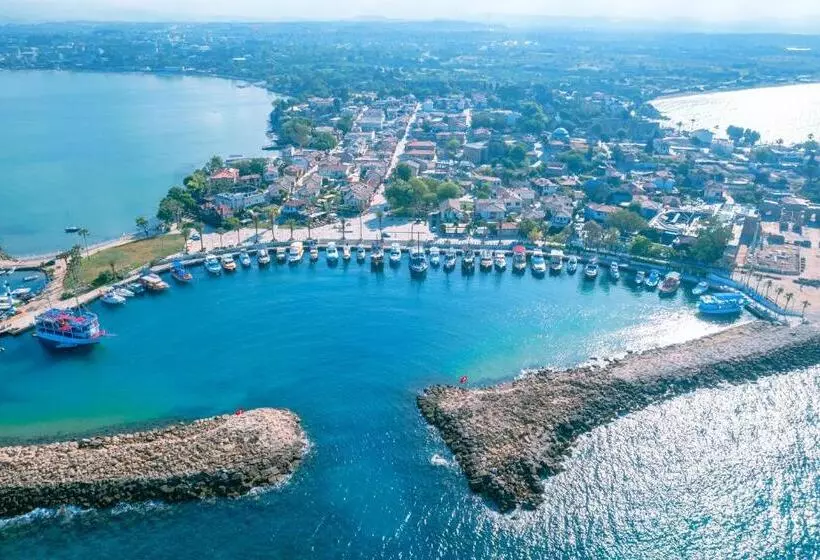 Отель Ozlem Garden