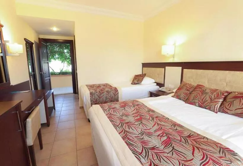 Отель Ozlem Garden