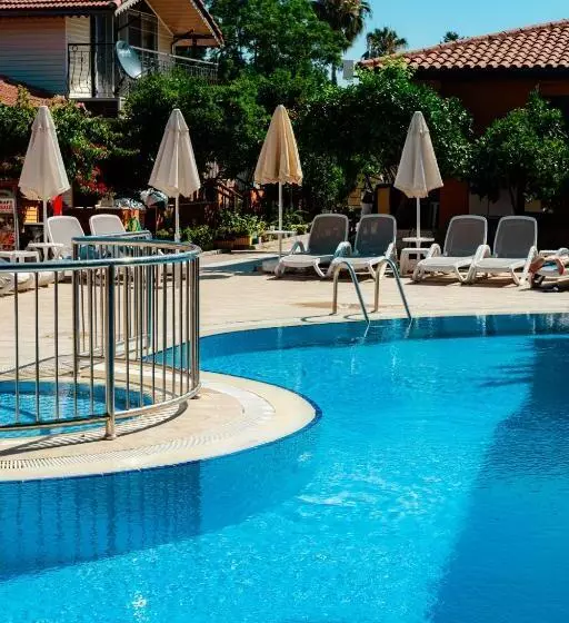 Отель Ozlem Garden