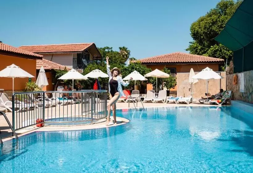 Отель Ozlem Garden