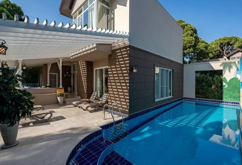 호텔 Papillon Ayscha Resort & Spa