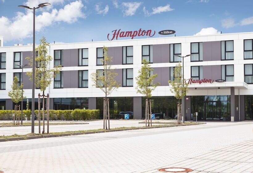 Hotel Hampton By Hilton Munich Airport South