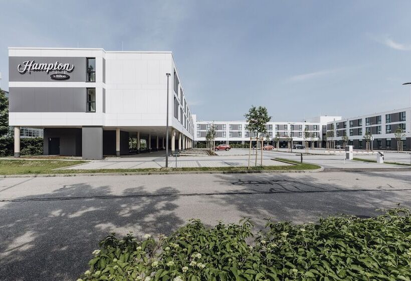 Hotel Hampton By Hilton Munich Airport South
