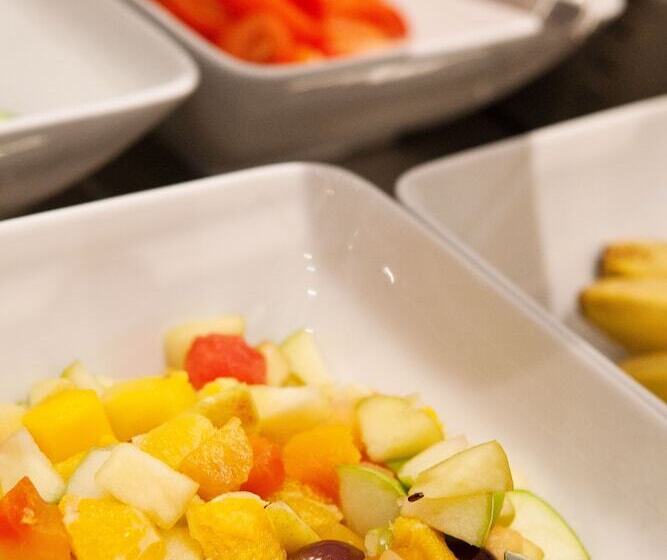 Hotel Hampton By Hilton Munich Airport South