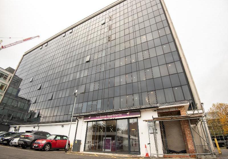 فندق Le Grove Apartments By Oyo Rooms