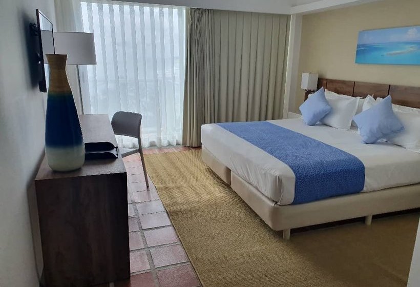 هتل Paradise Tamarindo