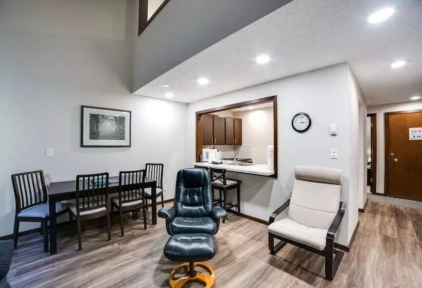 68sw   Fireplace   Washer/dryer   Dishwasher  Sleeps 4