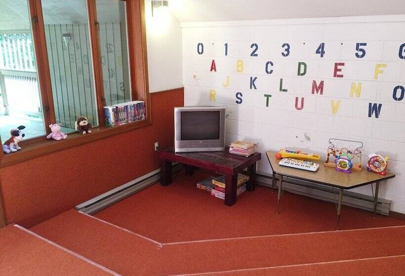 68sw   Fireplace   Washer/dryer   Dishwasher  Sleeps 4