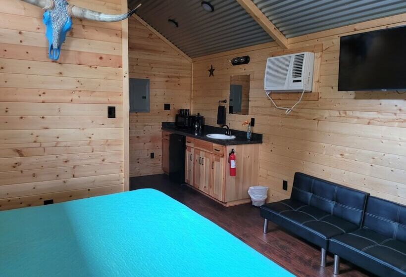 Al S Hideaway Cabin And Rv Space, Llc