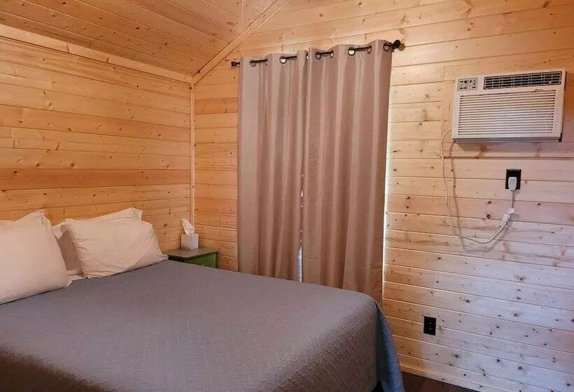 Al S Hideaway Cabin And Rv Space, Llc