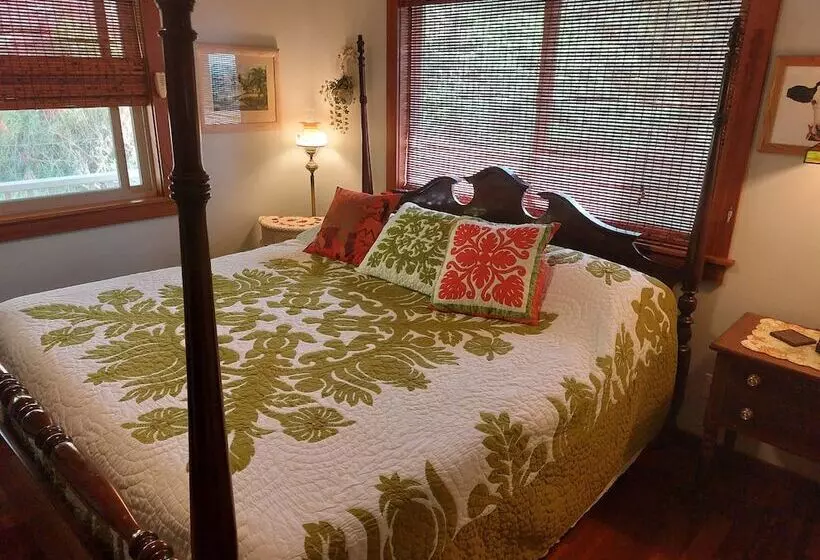 Aamiaismajoitus (B&B) Kona Palace In Captain Cook