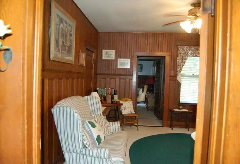 Aamiaismajoitus (B&B) Mountain Laurel Inn