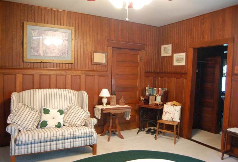 민박 Mountain Laurel Inn