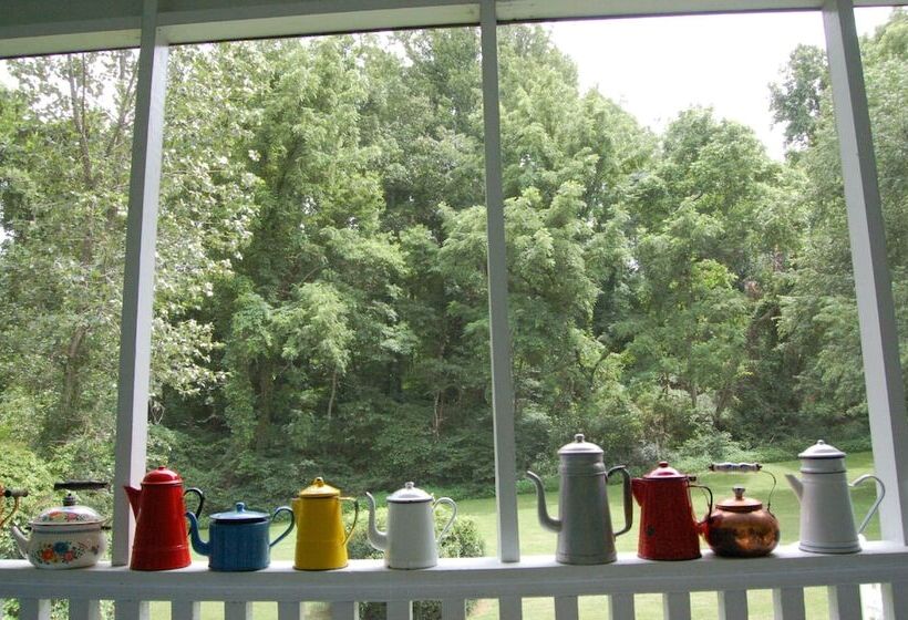 민박 Mountain Laurel Inn