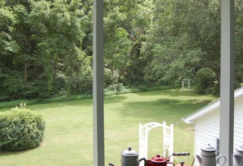 민박 Mountain Laurel Inn