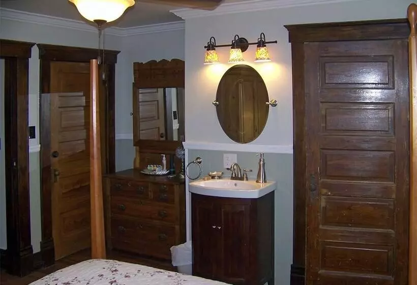 ベッドアンドブレックファースト River House Lodge