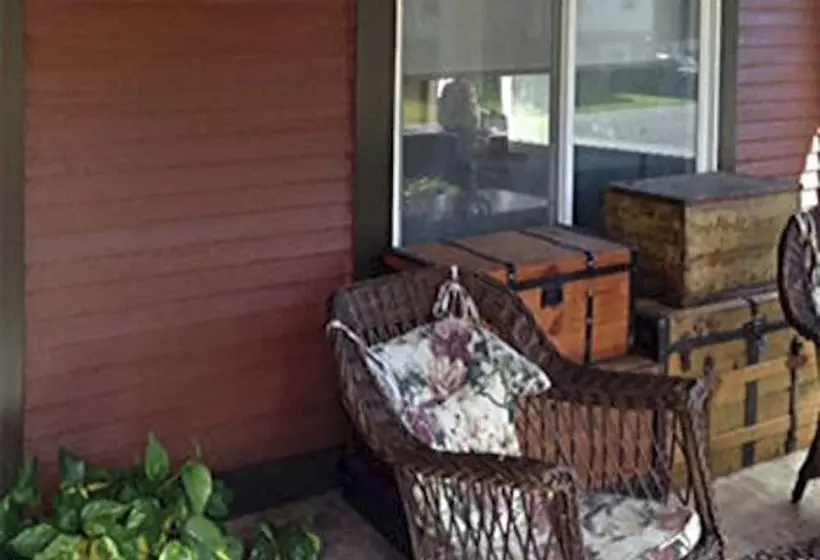 ベッドアンドブレックファースト River House Lodge