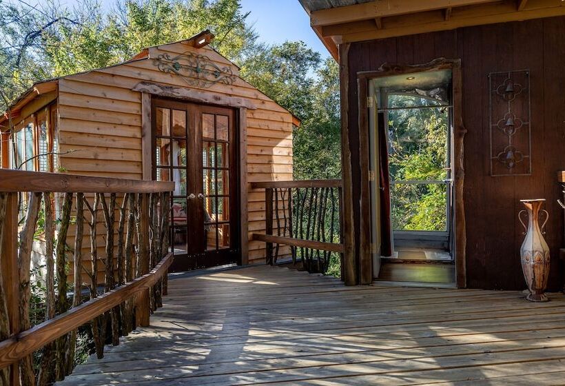 مبيت وإفطار Savannah S Meadow