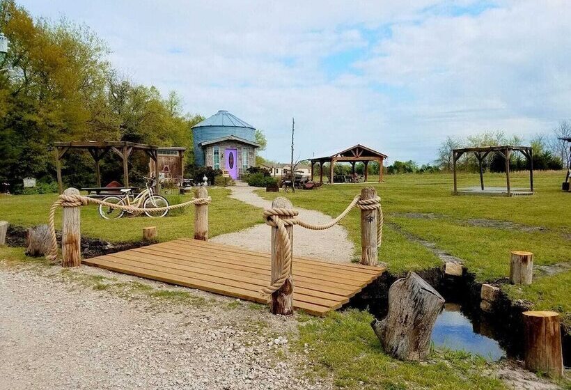 مبيت وإفطار Savannah S Meadow