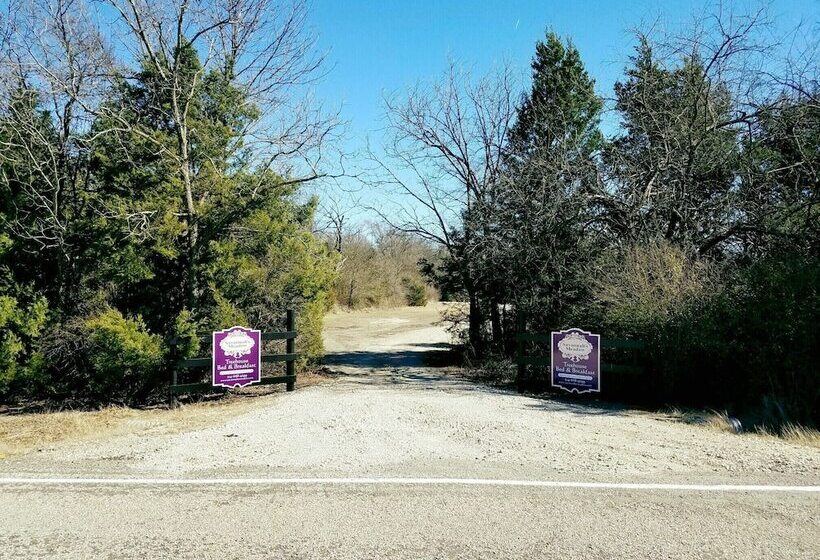 ベッドアンドブレックファースト Savannah S Meadow