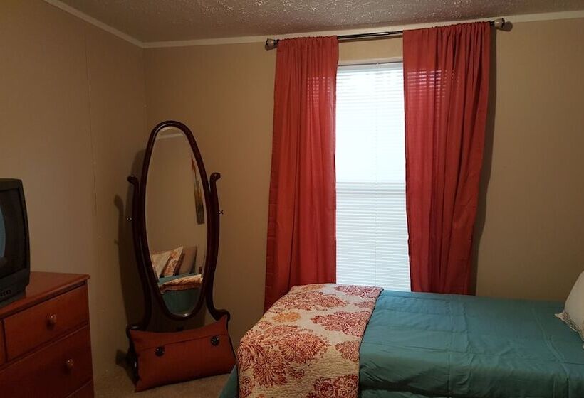 ベッドアンドブレックファースト Temple In The Woods