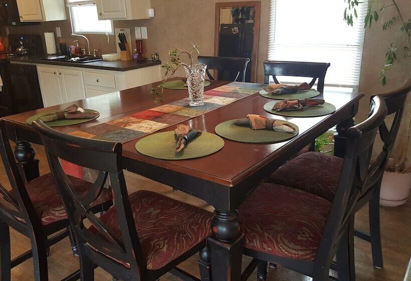 ベッドアンドブレックファースト Temple In The Woods