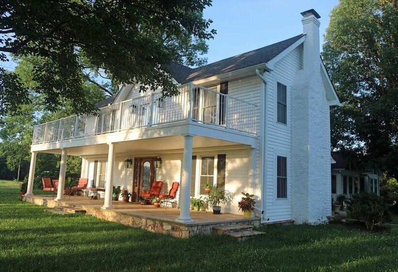 ベッドアンドブレックファースト Villa Cathedral