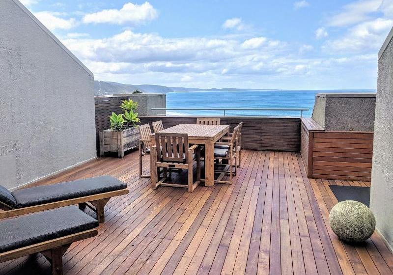 ホテル Lorne Beachfront Accommodation
