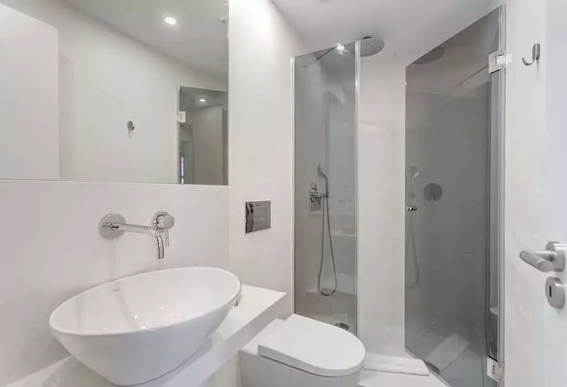 Hotelli Oporto Home Wine Cellars