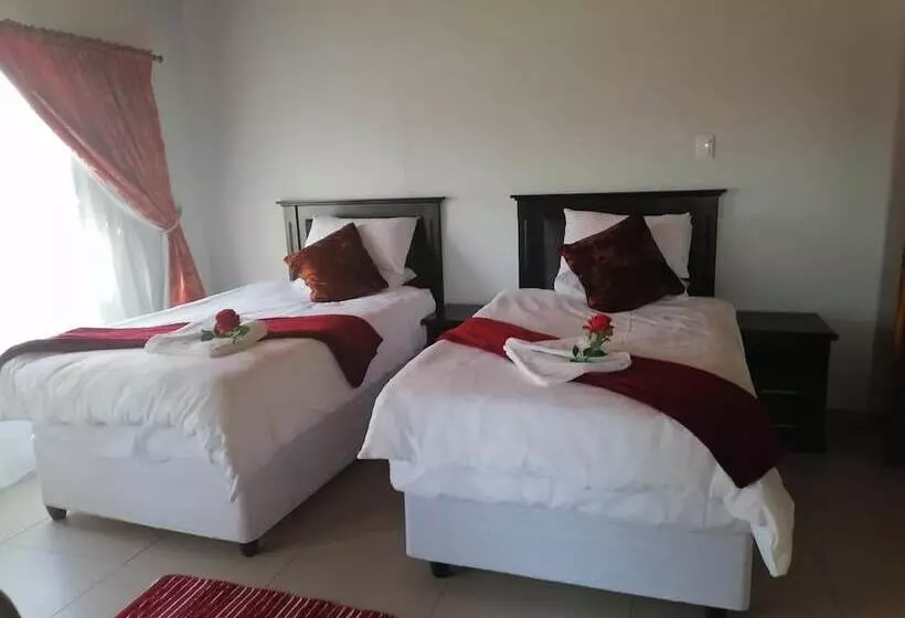 Majatalo Rose And Thorn Guesthouse   Adults Only
