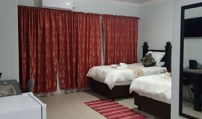 膳宿费 Rose And Thorn Guesthouse Adults Only