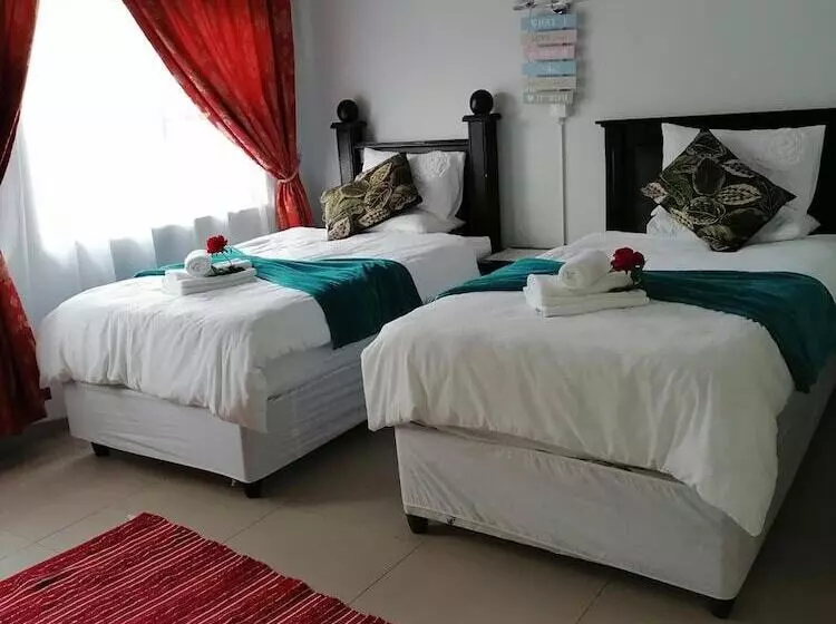 Majatalo Rose And Thorn Guesthouse   Adults Only