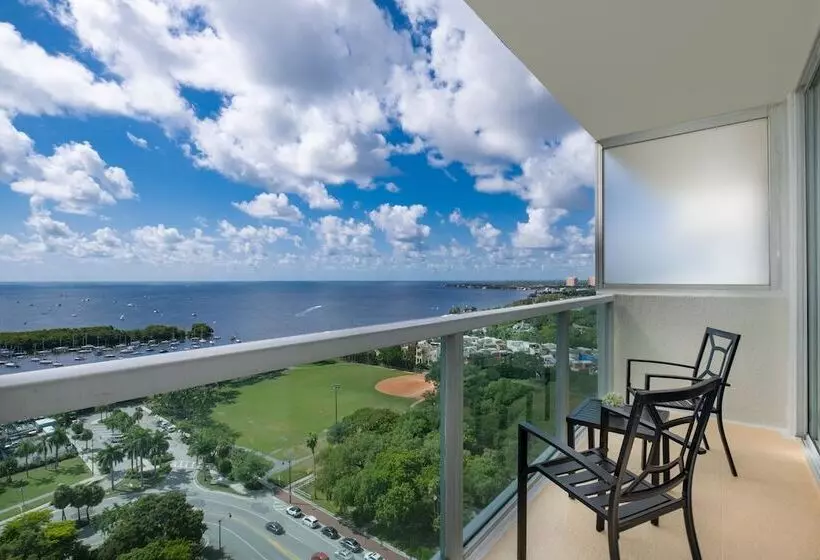 Private Oasis At Arya