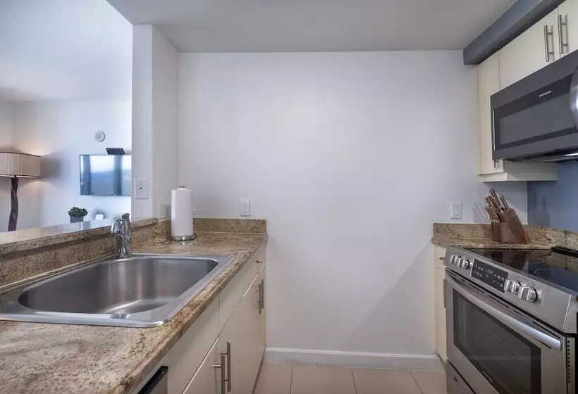 Private Oasis At Arya