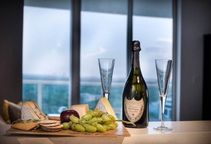 Private Oasis At Arya