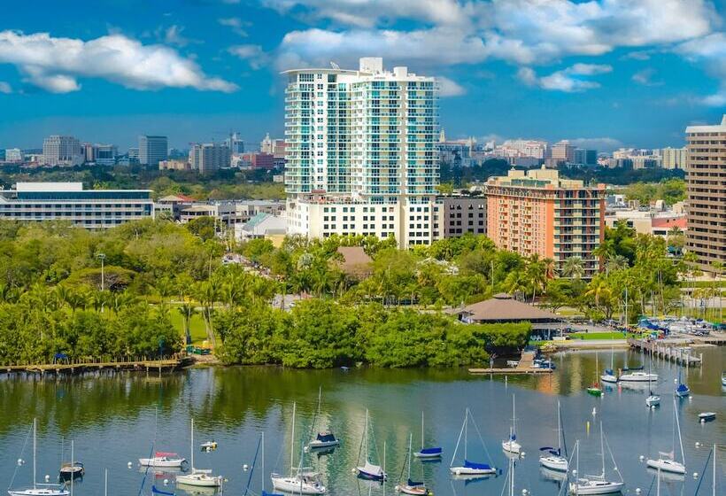 Private Oasis At Arya