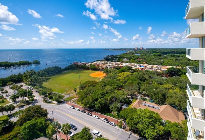 Private Oasis At Arya