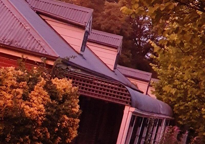 Motel The Lancefield Lodge